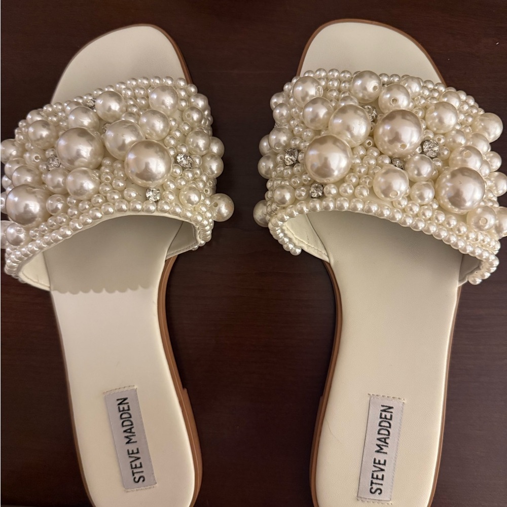 Steve Madden Women's Pearl Embellished Slide Sandals - Cream